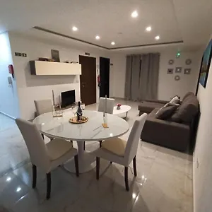 Modern 2-bed , Sliema Malta