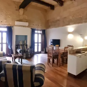 Vallettacharme - 2 Bedrooms Flat In The Heart Of The , Valletta Malta